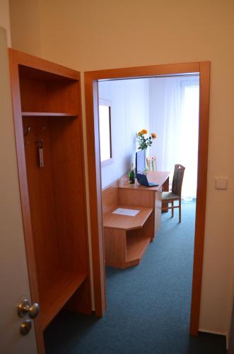 Hotel Arnost Garni - image 7