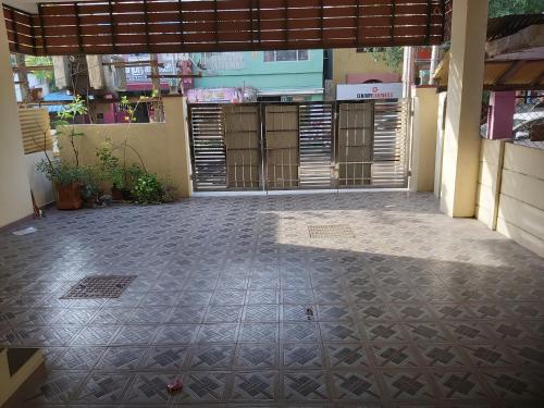 Suloram illam - Kattumannarkoil