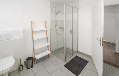 Bathroom, Stunning apartment in Ipsheim with WiFi and 2 Bedrooms in Ipsheim