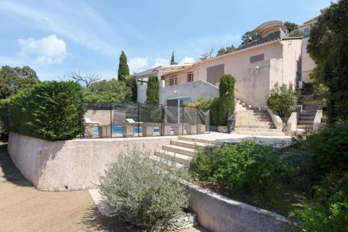 Grande villa avec PISCINE et TERRASSE - Location saisonnière - Villeneuve-lès-Avignon