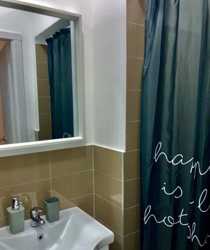 4Rooms 4U - image 11