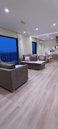 Blue Seaview Suites, Athens