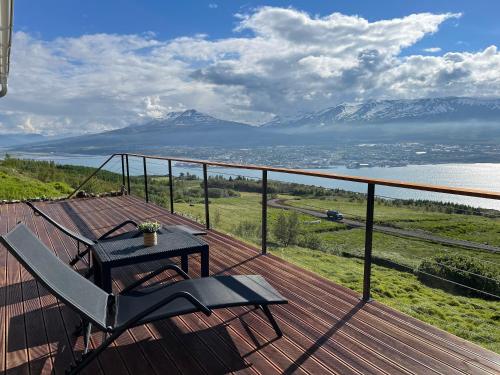 Akureyri - cabin with an amazing view