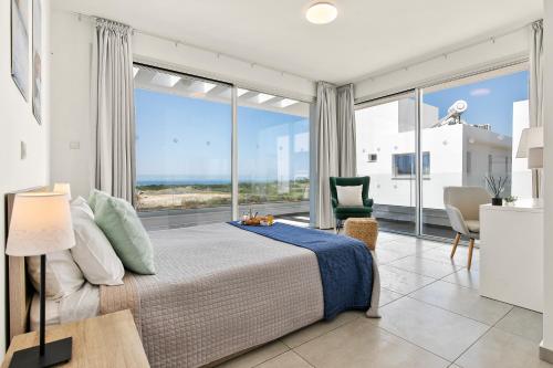 Sea Point Villas in Peyia