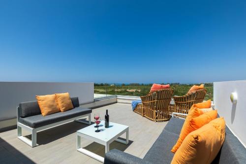 Cảnh quan, Sea Point Villas in Peyia