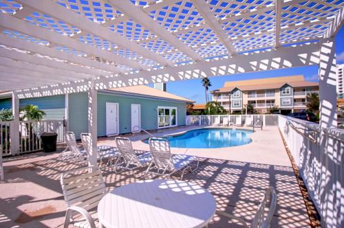 St. Martin Beachwalk Villas 333 by RealJoy Vacations - image 6