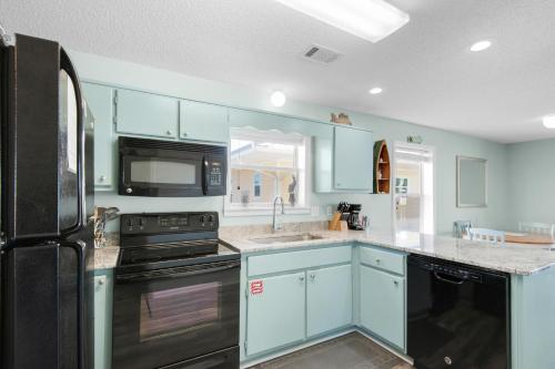 St. Martin Beachwalk Villas 333 by RealJoy Vacations - image 12