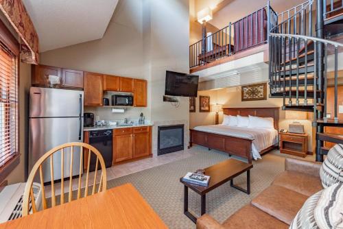 A310 Studio & Loft Standard View in Oakland, USA
