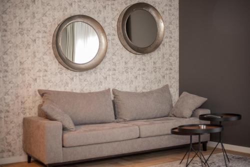One-Bedroom Apartment image 10