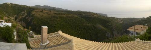  Papadeas Villas in Megáli Mandínia