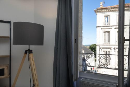 LE LUCIEN Eco-Appart'Hôtel - Angouleme - Centre - Wifi - Parking privé - Classé 4 étoiles