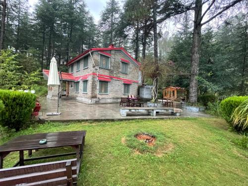 A szálláshely kívülről, Shantiniketan Mountain Home in Almora