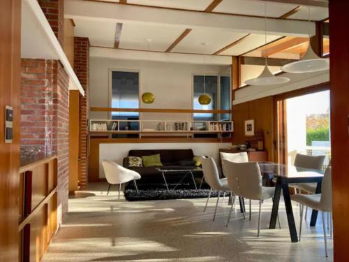 Maison ARCHI, calme et lumineuse avec jardin gîte à louer Maizières