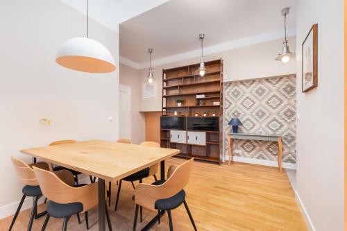 Apartment PREMIUM Nowy Świat by Your Freedom, Варшава