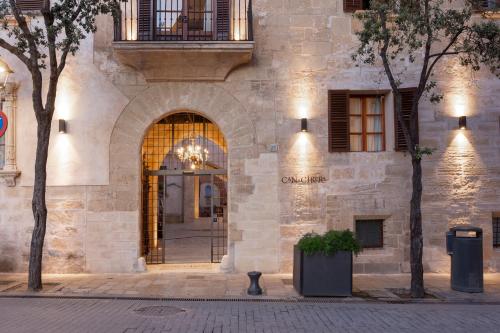 Hotel Can Cirera — hotel in Carrer del Palau Reial, Palma De Mallorca ES, 07001