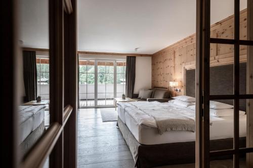 Viktoria Alpine Hideaway Room Type - Business Double Room