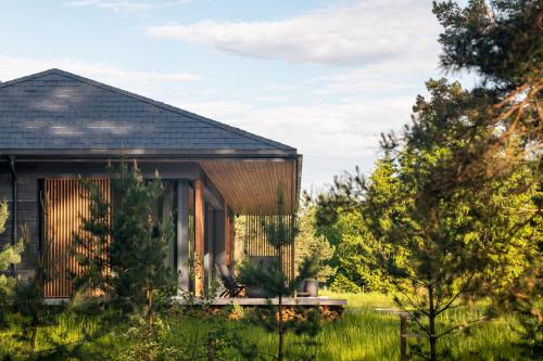 . The Lake - Waterfront Villas Retreat