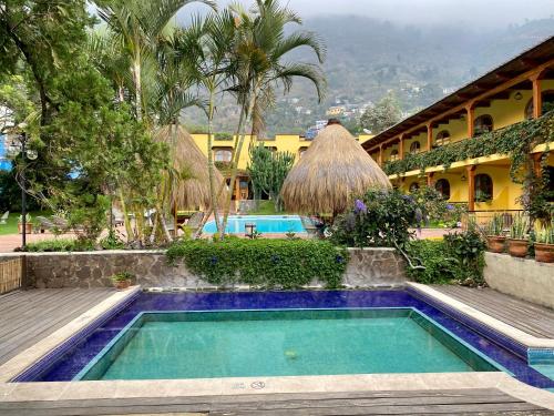 18 breathtaking Lake Atitlan luxury hotels