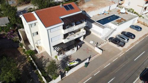 Apartment Petra - Location saisonnière - Starigrad-Paklenica