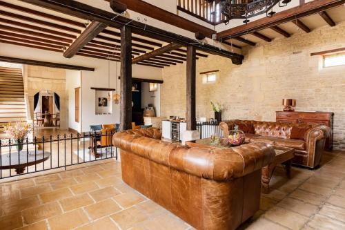 Bar/Lounge, L'Ecurie Gourmande in Creully