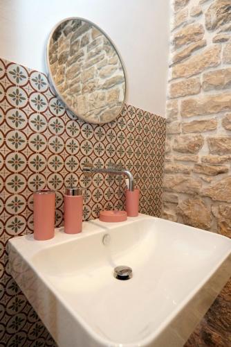 Cecenero Rooms Room Type - Budget Double Room