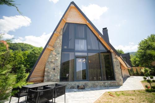 Eksterijer hotela, Pine Villas Brezovice in Prevalle