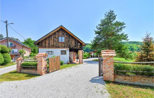 Amazing Home In Prosenik Gubasevski With Sauna