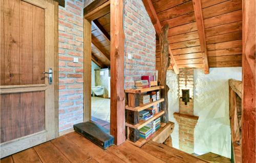Amazing Home In Prosenik Gubasevski With Sauna