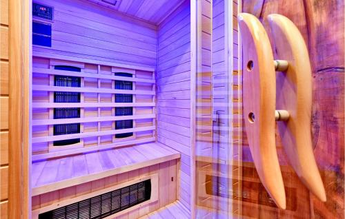 Amazing Home In Prosenik Gubasevski With Sauna