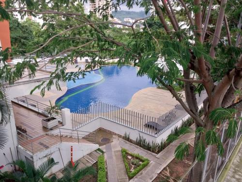 Cerca a foscal, club campestre, centros comercial