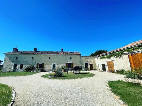 Gites de Vanzay gîte à louer Valence-en-Poitou