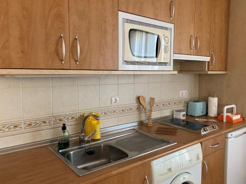 virtuve, APARTAMENTOS MATEO in Rillo de Gallo