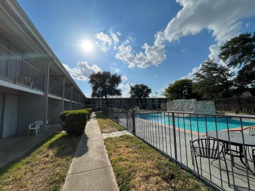 Mid Towne Inn & Suites in San Antonio, USA
