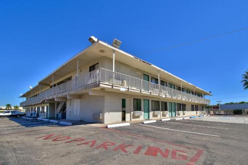 Motel 6-Nogales, AZ - Mariposa Road