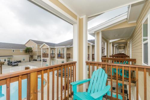 Village by the Beach P907K by Padre Escapes - image 8