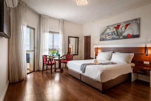 1 queen bed
