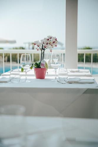 372726600 Hotel Galassia Suites & Spa