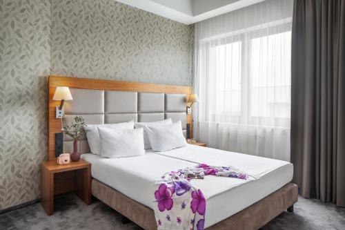1 queen bed