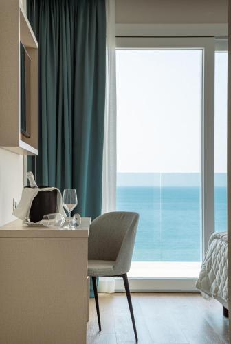 372728134 Hotel Galassia Suites & Spa