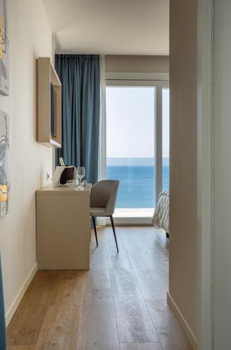 372728442 Hotel Galassia Suites & Spa