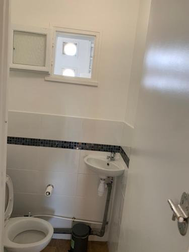 Bathroom, Superbe T3 spacieux, lumineux et sans vis-a-vis in Vigneux-sur-Seine