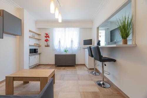 Cosy Studio Soleia, 50m from sea side - Tap to explore photos