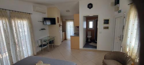Sunny Elegant Studio, Athen (Foto 10)