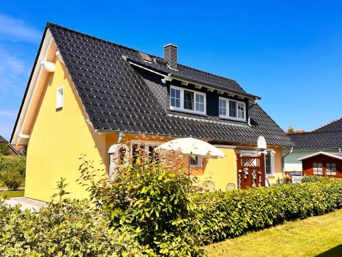Ferienhaus Anna - rechte Seite in Dranske, Deutschland