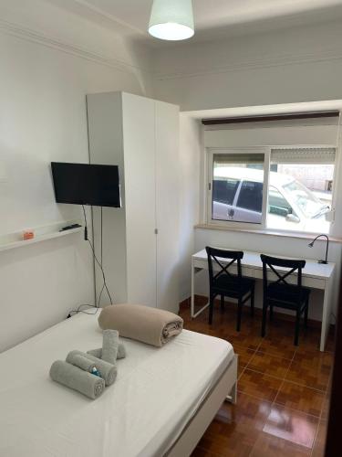 Quarto duplo espaçoso em Alfama chambre d'hôte Moita