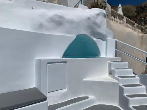 Villa Dharma Traditional Cavehouse gîte à louer Mésa Pigádia