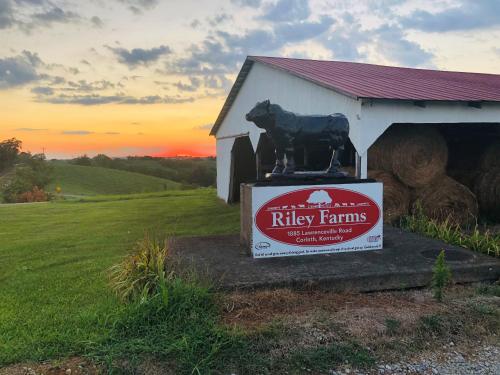 . The Lodge @ Riley Farms, Comfort & Rest close to The Ark