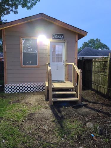 B&B Baton Rouge - JAMMS tiny home - Bed and Breakfast Baton Rouge