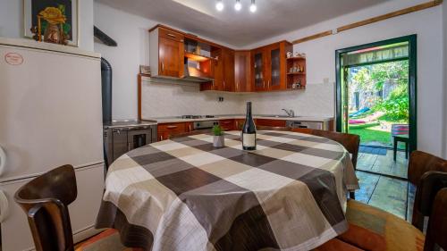 Iekārtas, Kuća za odmor ''Julka'' (Kuca za odmor ''Julka'') in Kamenski Hrib