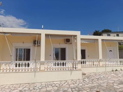 Sea view apartment Genti Sarande